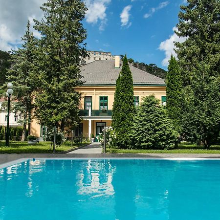 Wienerwald Residenz Баден Экстерьер фото
