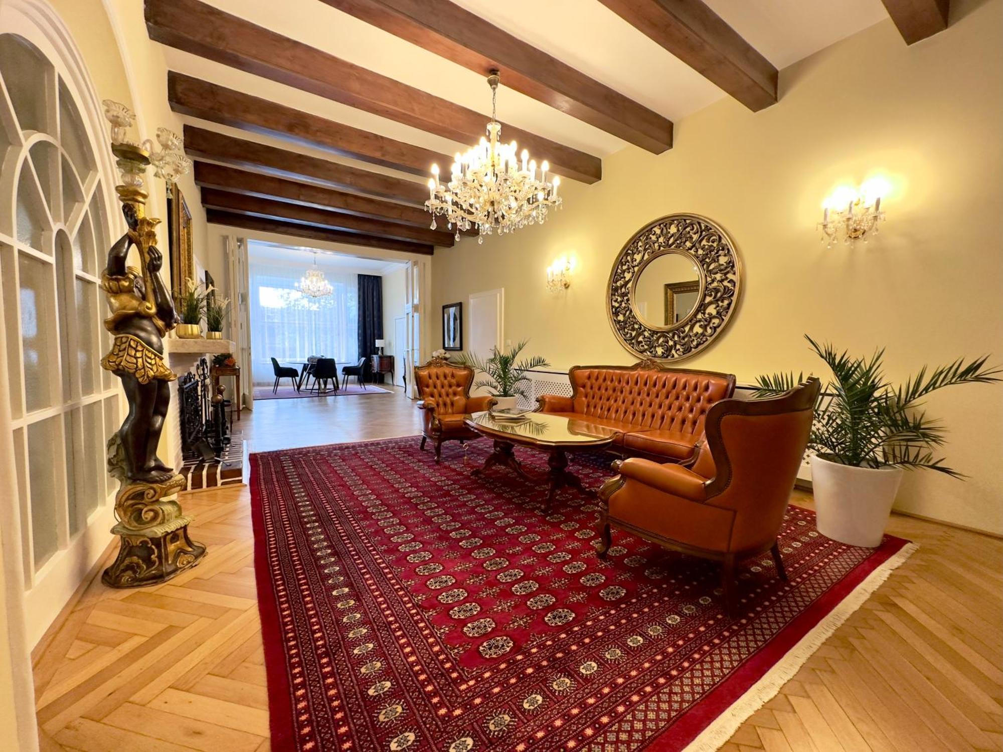 Wienerwald Residenz Баден Экстерьер фото